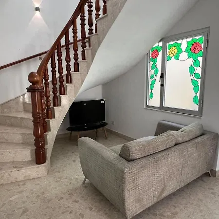 Spacious House With Roof-terrace Mellieħa